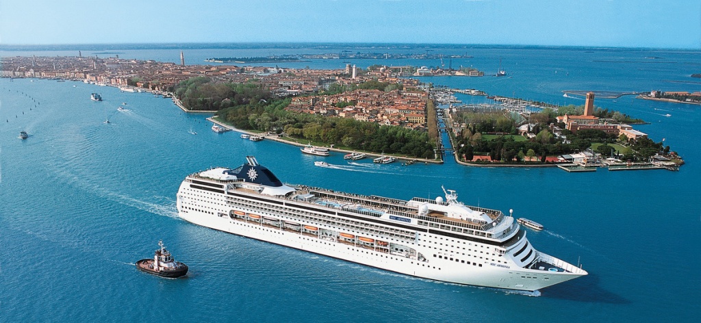 MSC-Magnifica-5-in-venezia-3.jpg