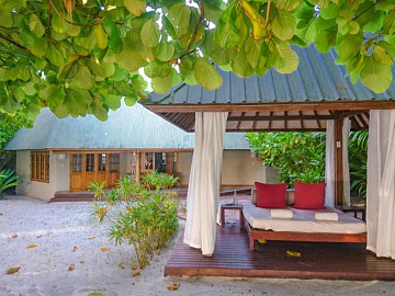 DENIS PRIVATE ISLAND 5*